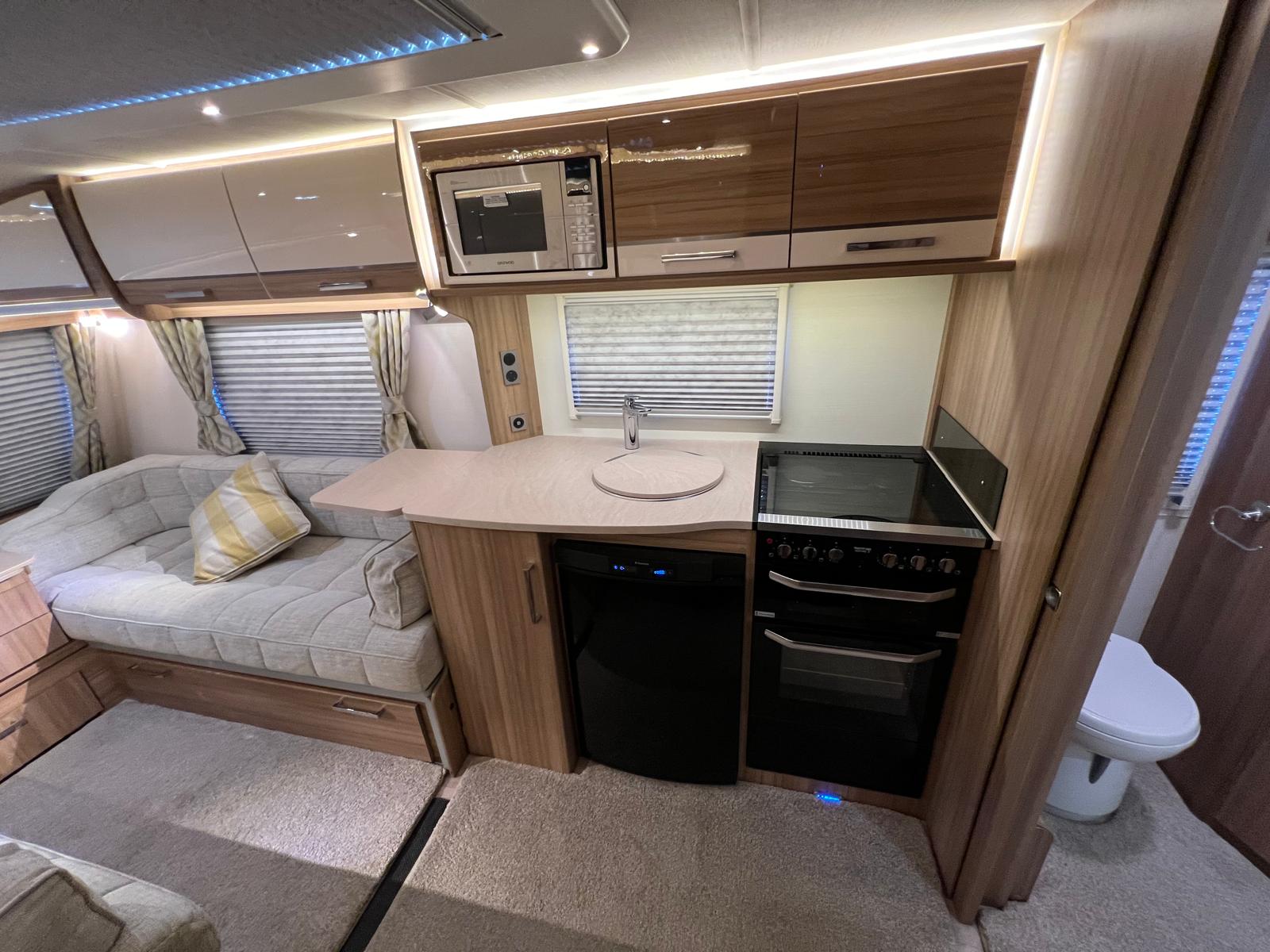 2016 Lunar Clubman CK for sale at RAR Caravans — photo 14 of 19