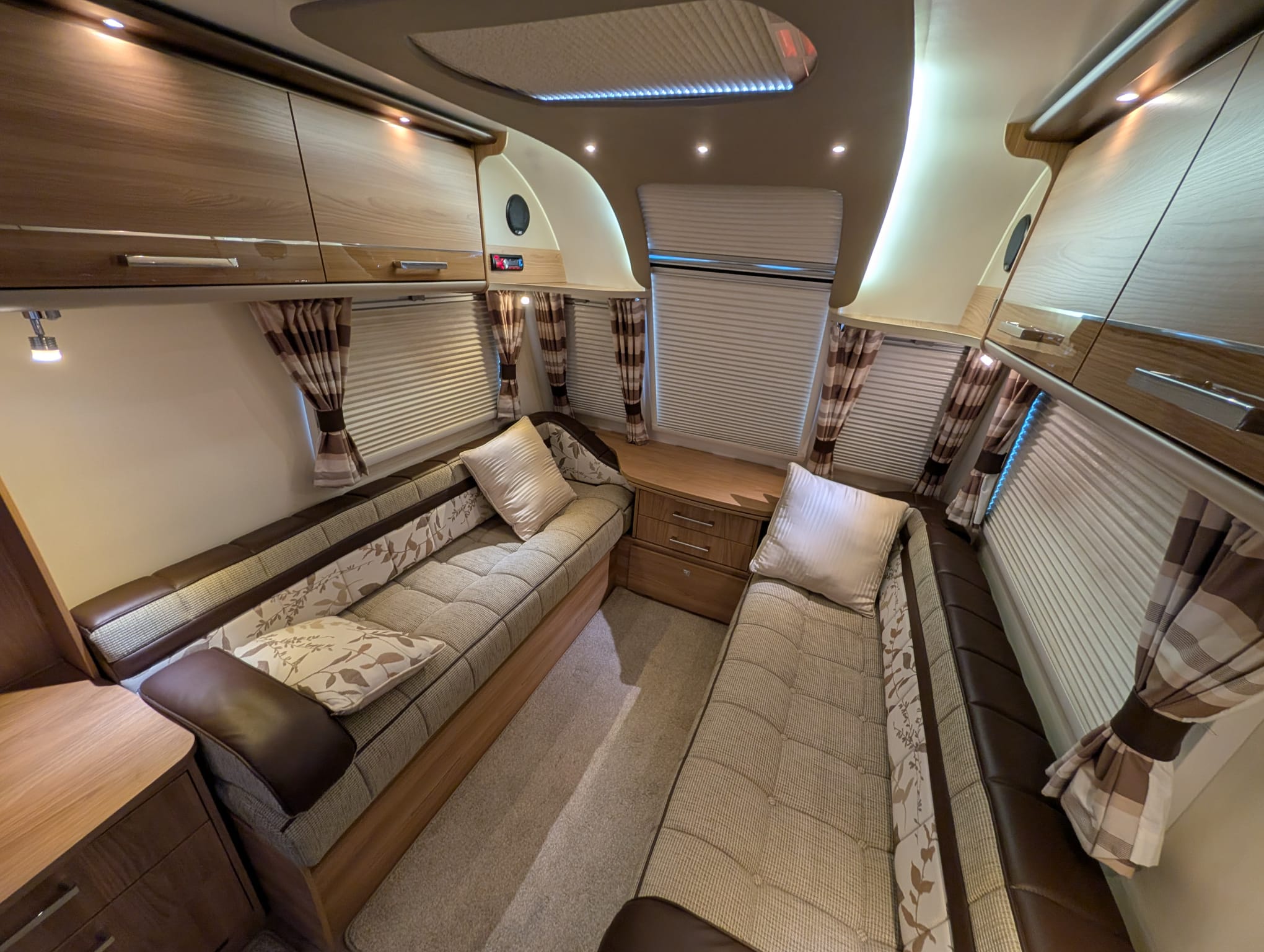 Caravan Image