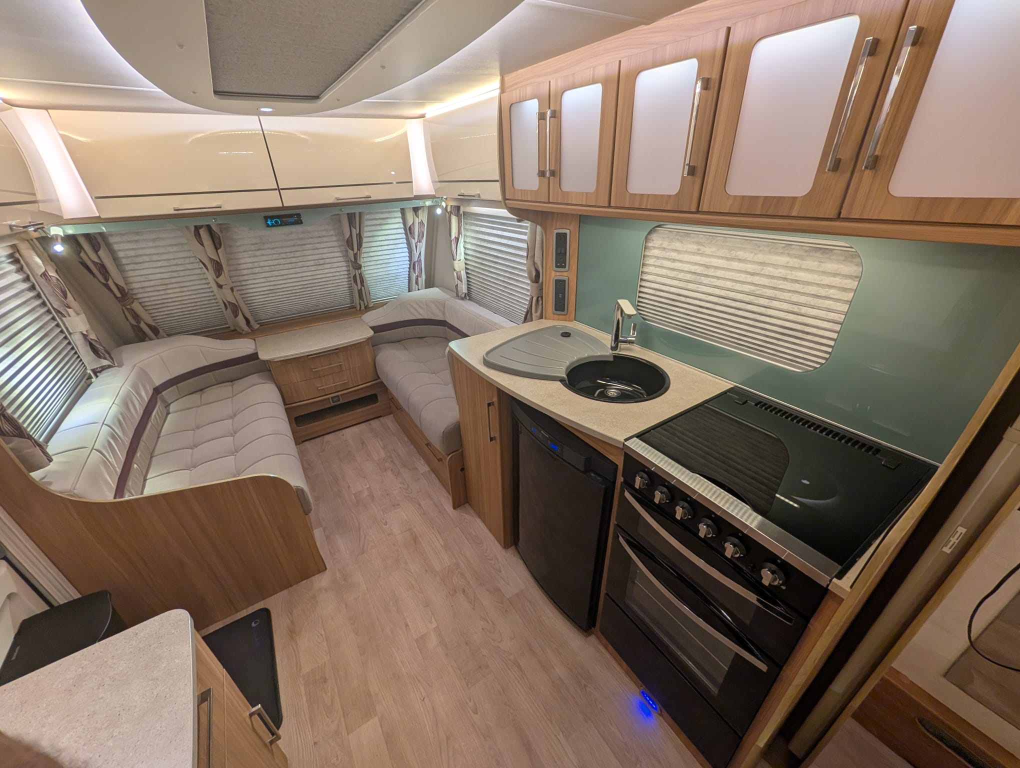 2014 Lunar Clubman SI Saros Edition for sale at RAR Caravans — photo 8 of 20