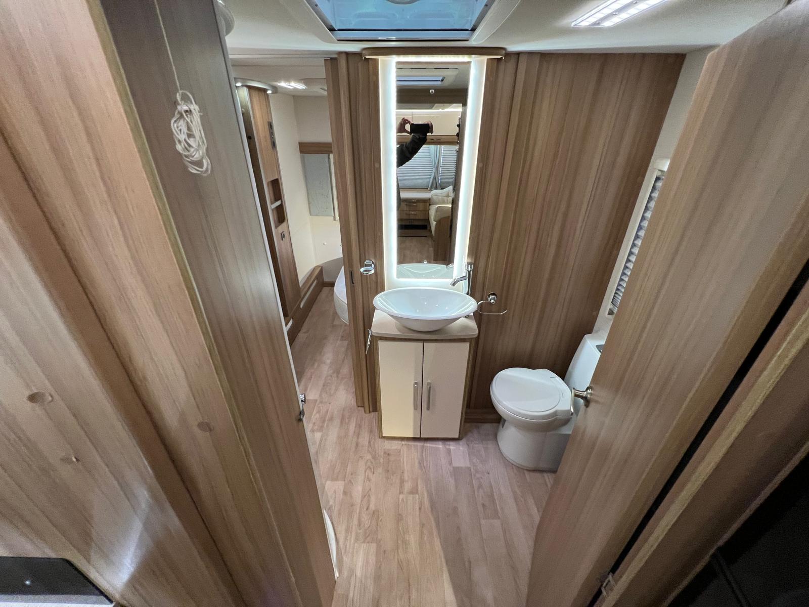 Caravan Image