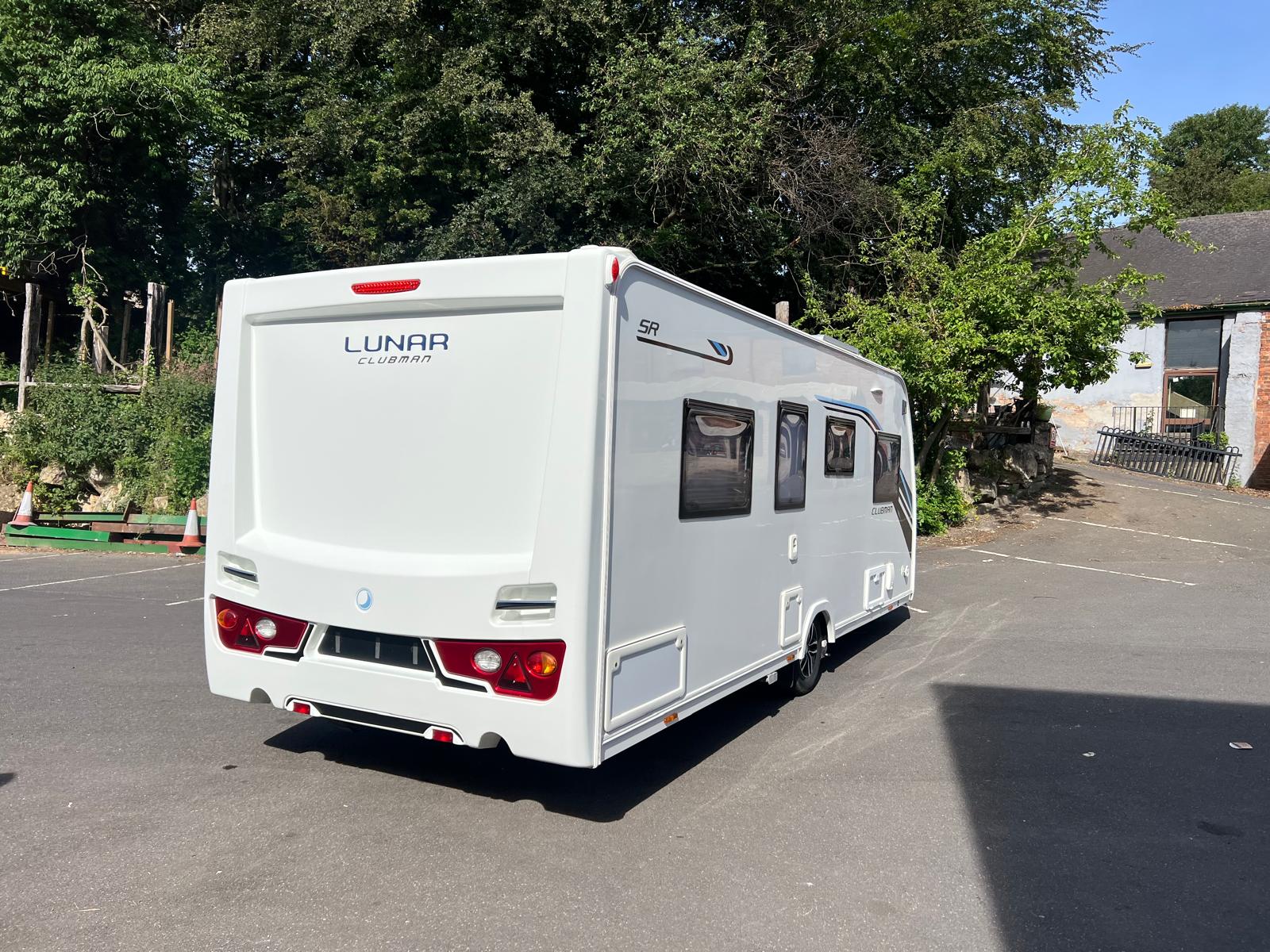 2017 Lunar  Clubman SR for sale at RAR Caravans — photo 8 of 20