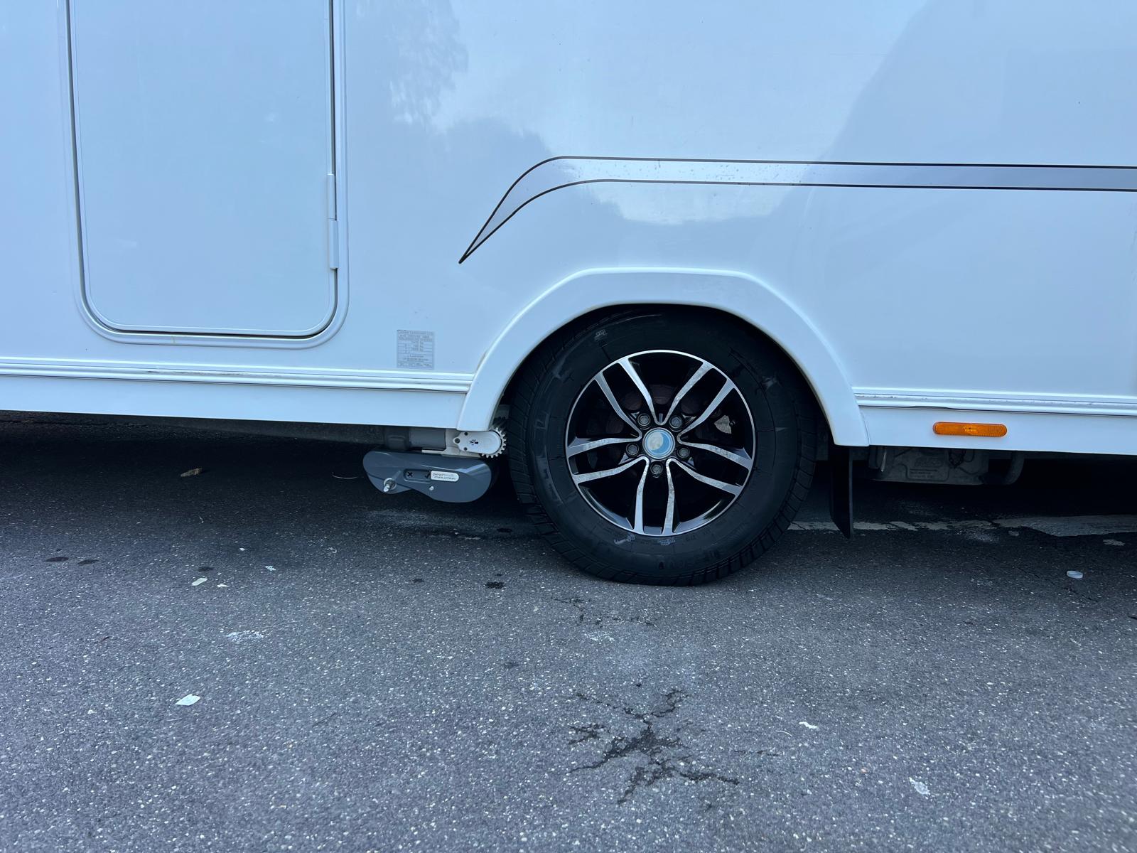 2016 Lunar Clubman SI for sale at RAR Caravans — photo 9 of 19