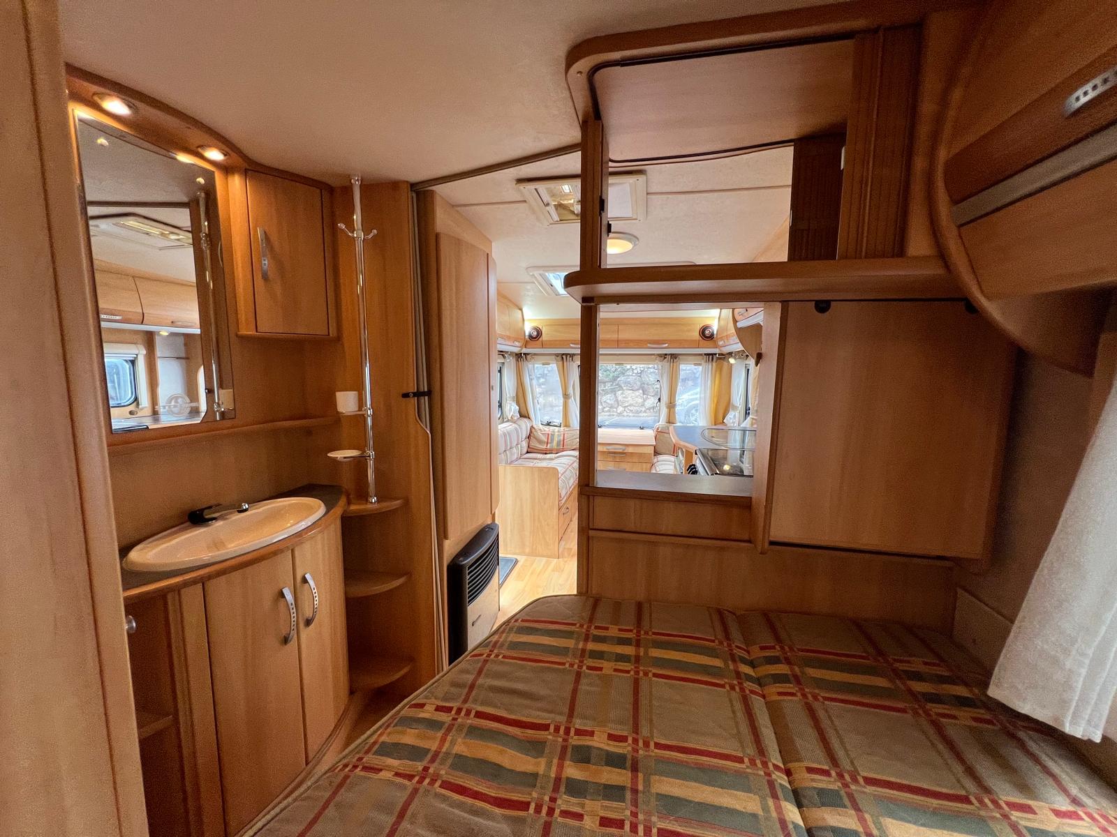Caravan Image