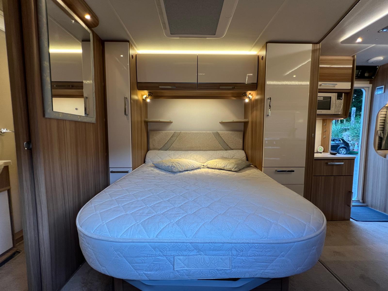 2016 Lunar Clubman SI for sale at RAR Caravans — photo 17 of 19