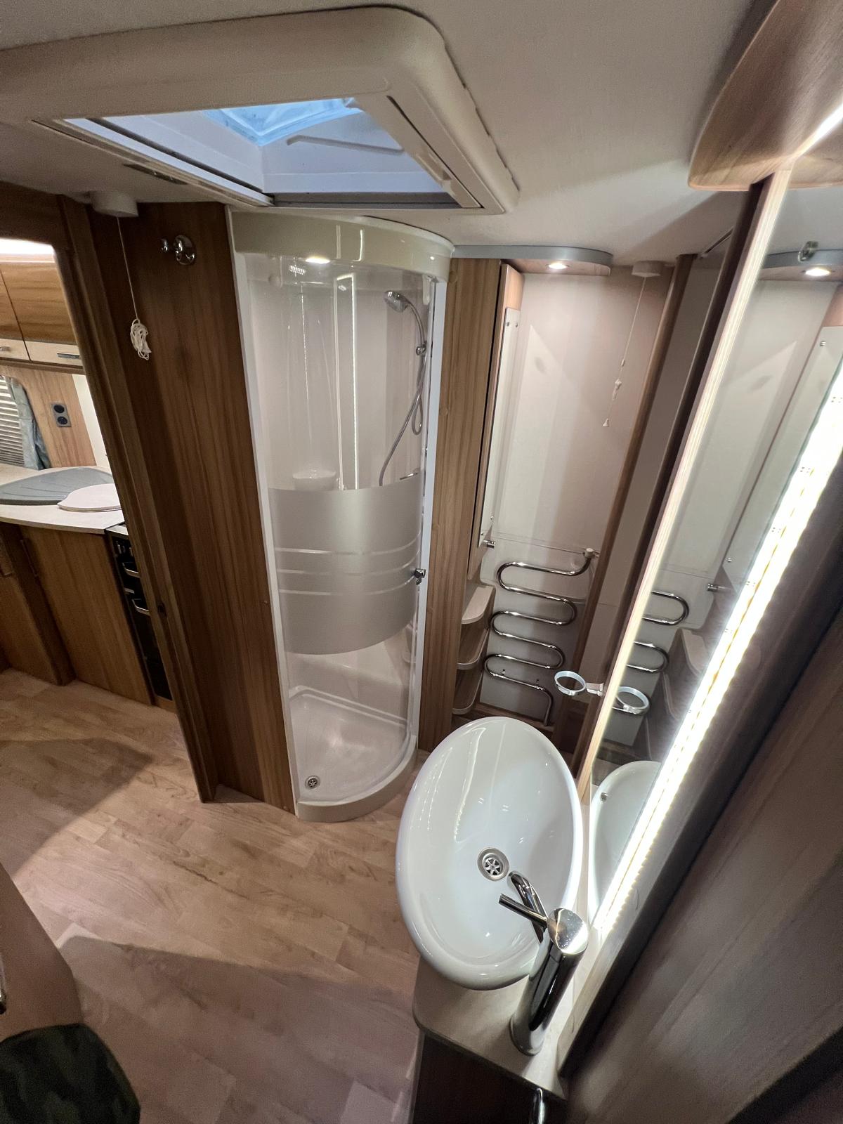 Caravan Image