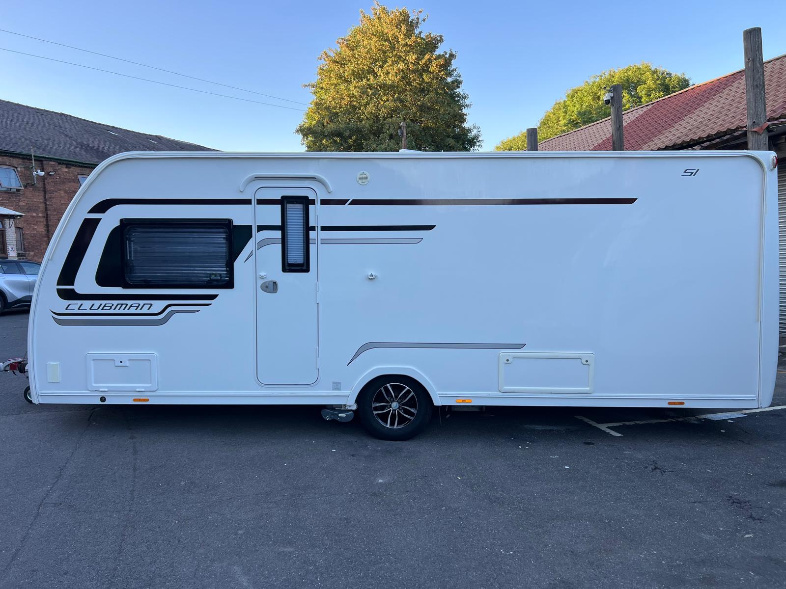 2016 Lunar Clubman SI for sale at RAR Caravans — photo 4 of 19
