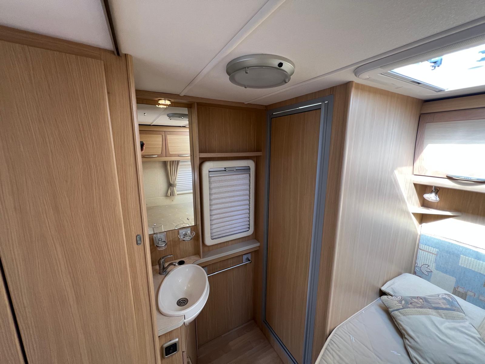 Caravan Image