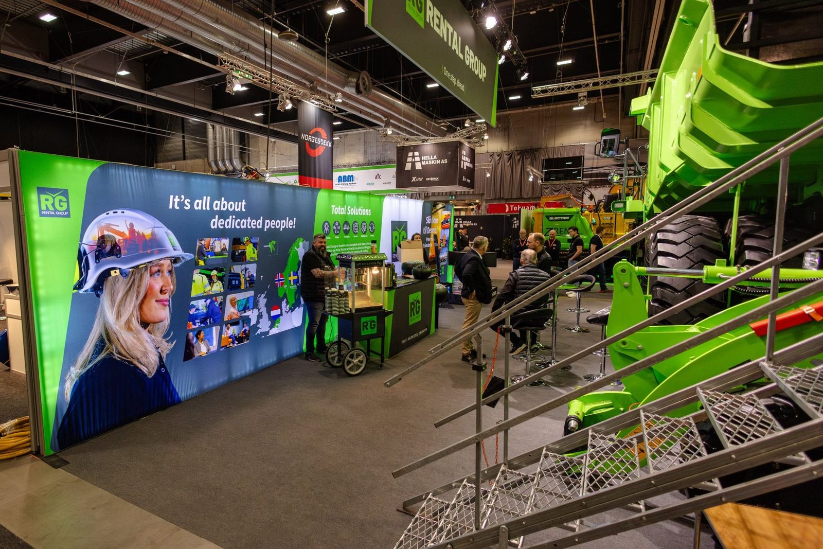 Rental Groups stand på messen Vei og anlegg