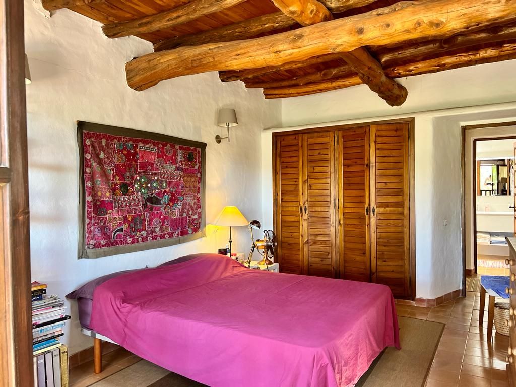Beautiful property in the middle of the nature of Ibiza18