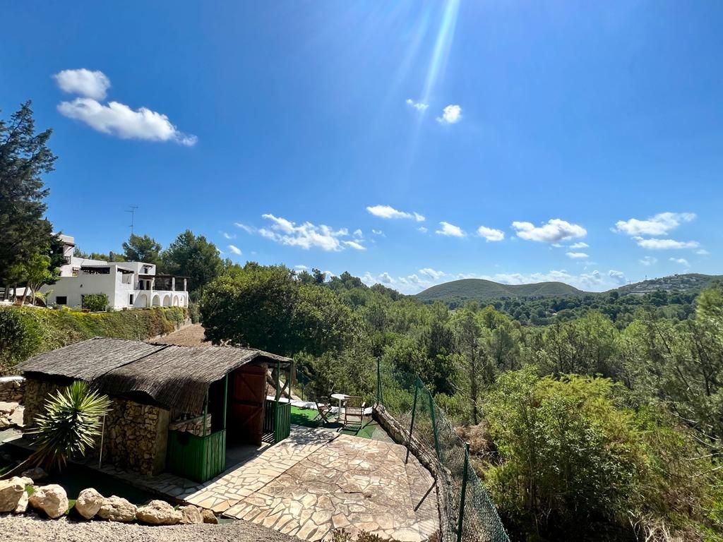 Beautiful property in the middle of the nature of Ibiza9
