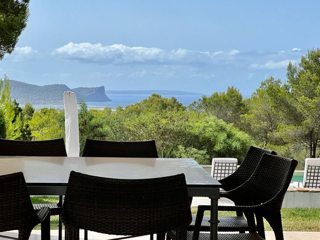 Beautiful Large Villa in KM4 with Nice View and Two Guest Houses18