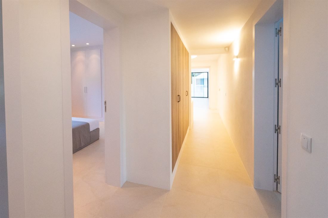 Recently Renovated Urban Villa Near Ibiza Town12