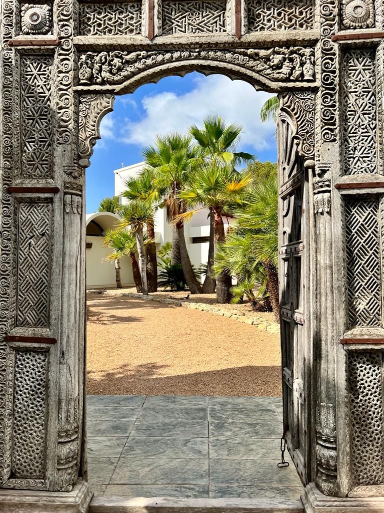 Beautiful Large Villa in KM4 with Nice View and Two Guest Houses15