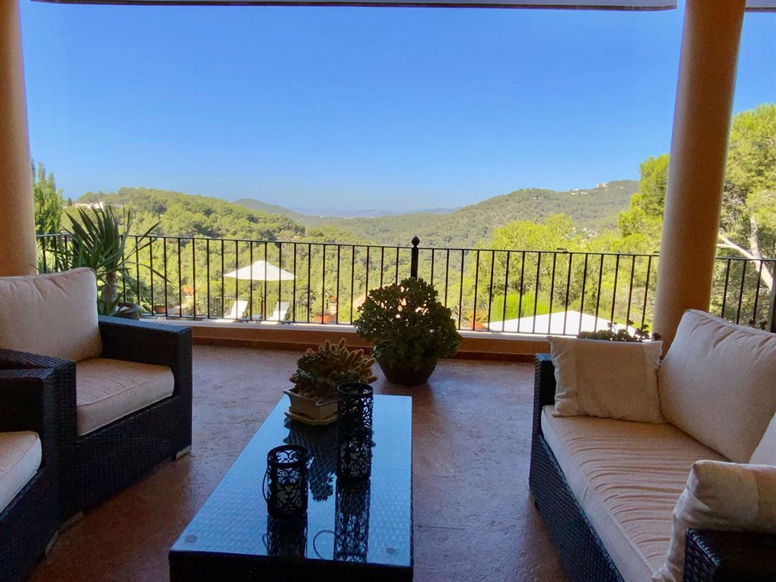 Hilltop Villa in Roca Llisa Gated Community with Stunning Views15