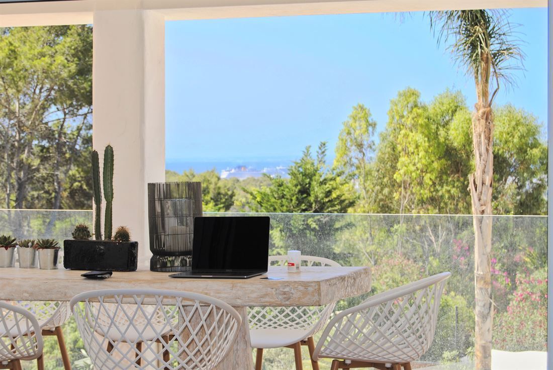Renovated Villa in Can Furnet's Gated Community with Stunning Sea and Castle Views12