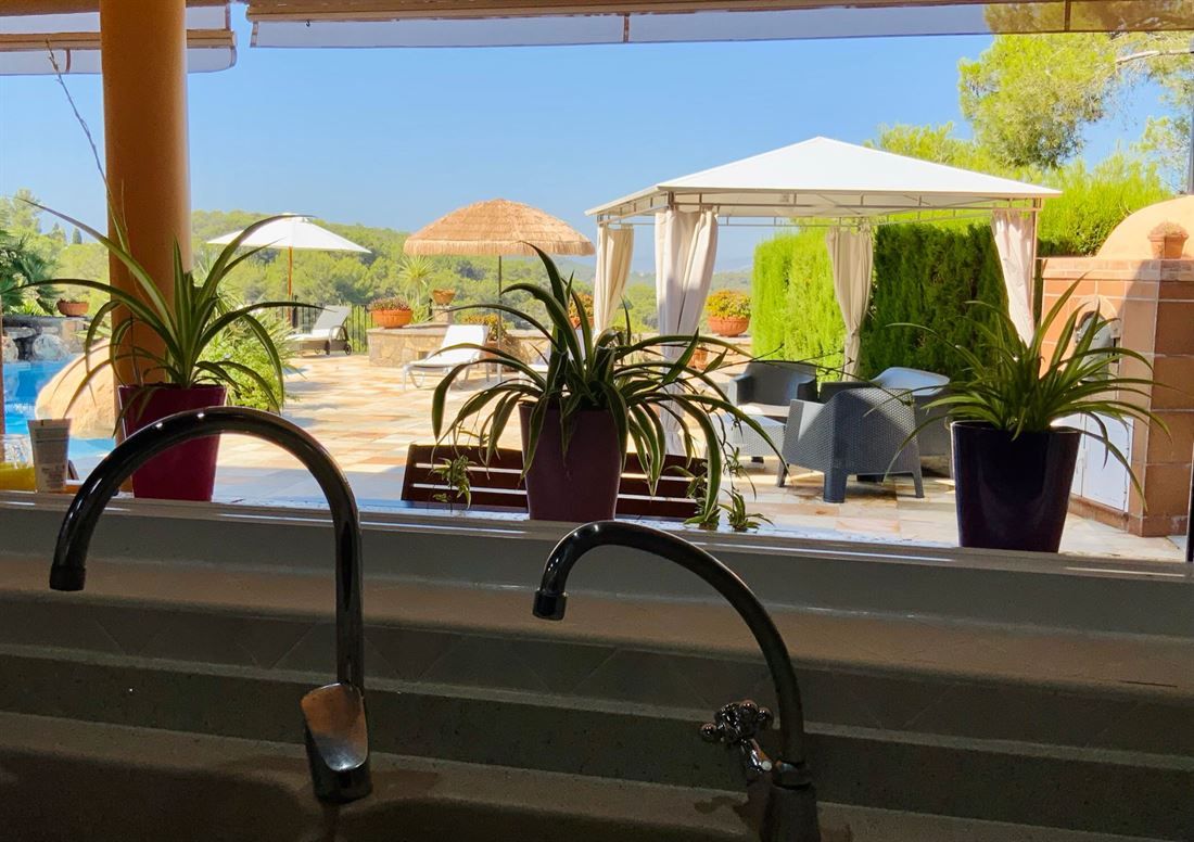 Hilltop Villa in Roca Llisa Gated Community with Stunning Views12