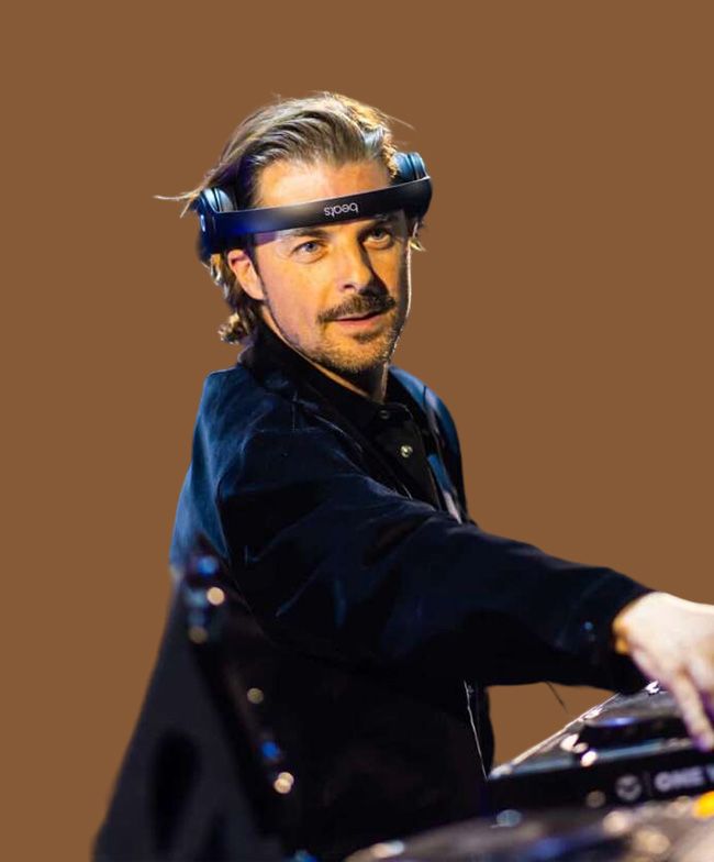 Axwell
