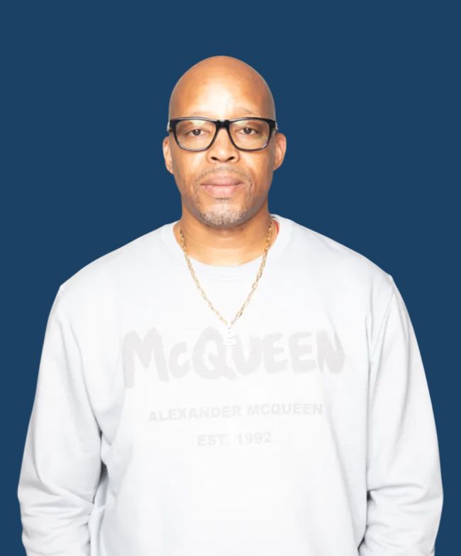 Warren G