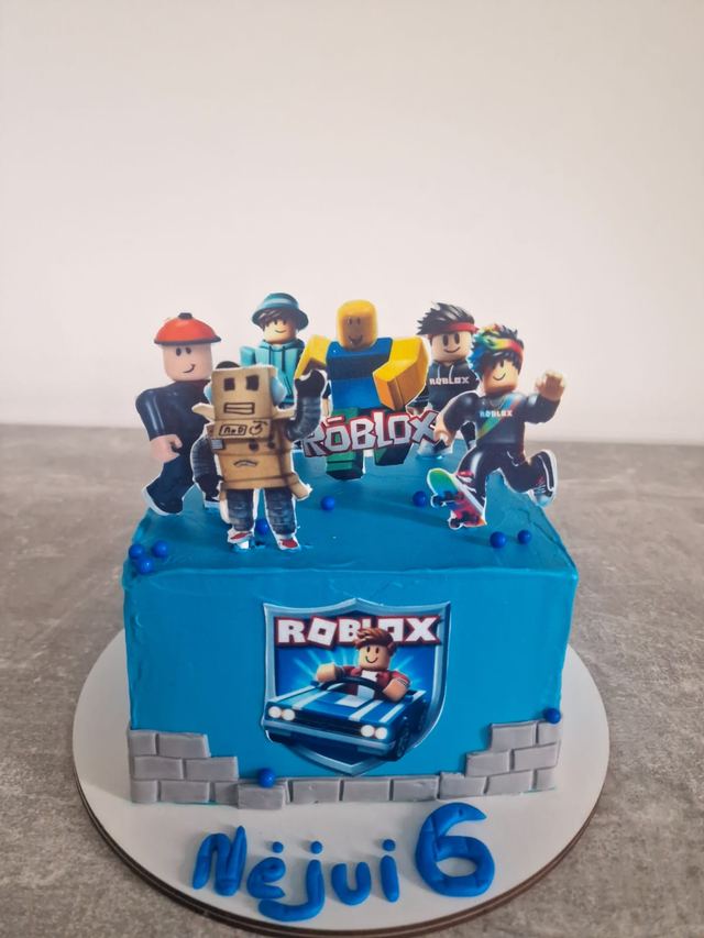 Bespoke sponge cake by JA Sweet Art in Peterborough