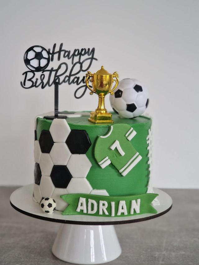 Bespoke sponge cake by JA Sweet Art in Peterborough