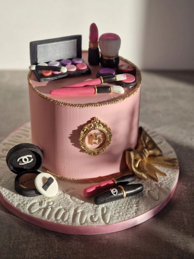 Bespoke sponge cake by JA Sweet Art in Peterborough