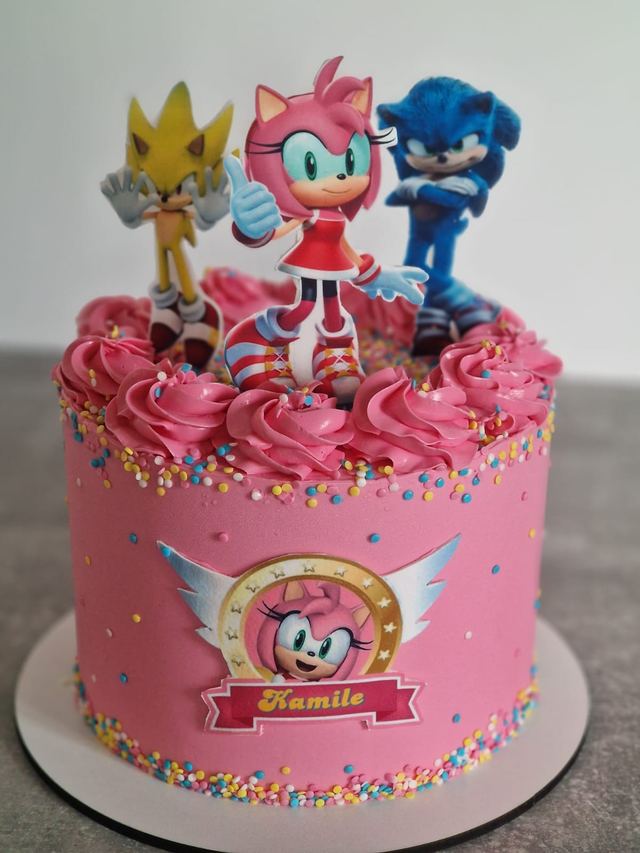 Bespoke sponge cake by JA Sweet Art in Peterborough
