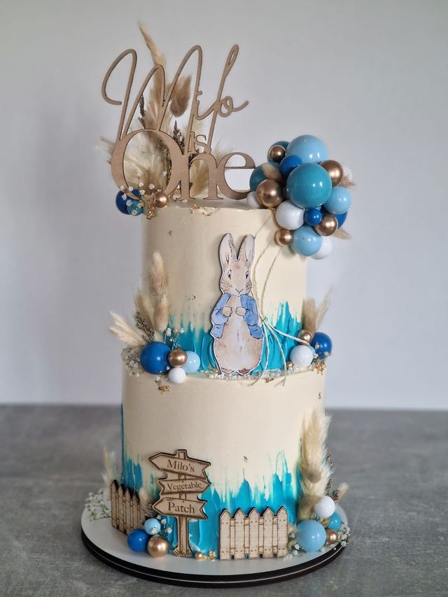Bespoke sponge cake by JA Sweet Art in Peterborough