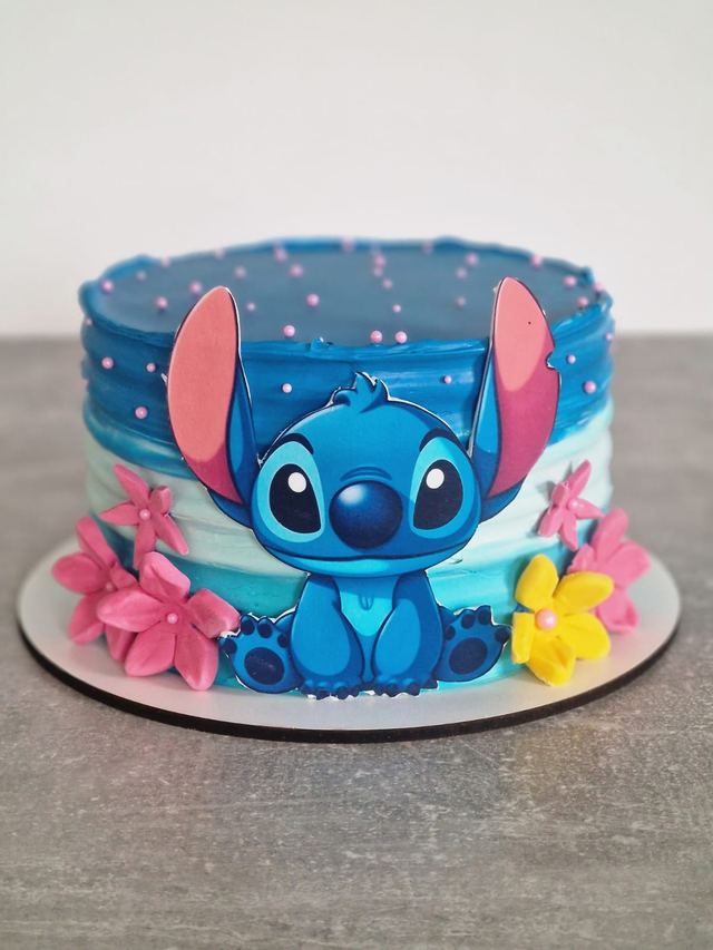 Bespoke sponge cake by JA Sweet Art in Peterborough