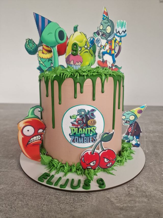 Bespoke sponge cake by JA Sweet Art in Peterborough