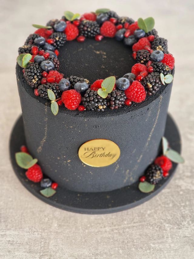 Bespoke sponge cake by JA Sweet Art in Peterborough