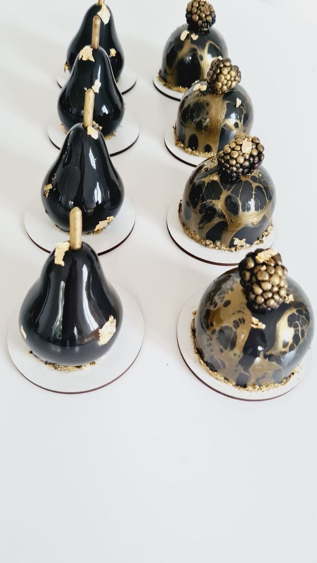 Handmade mini desserts by JA Sweet Art in Peterborough