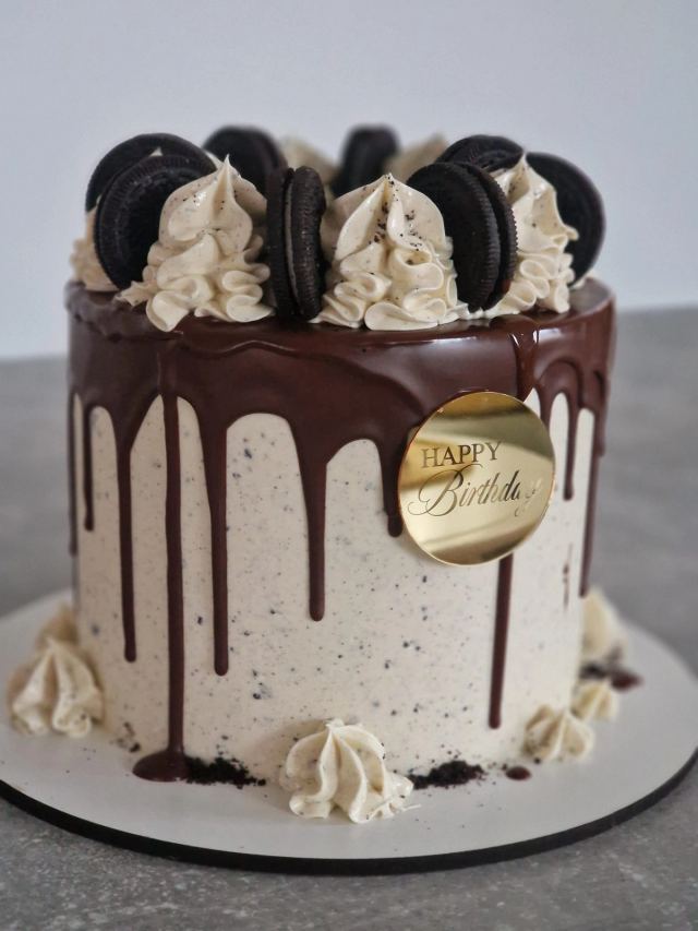 Bespoke sponge cake by JA Sweet Art in Peterborough