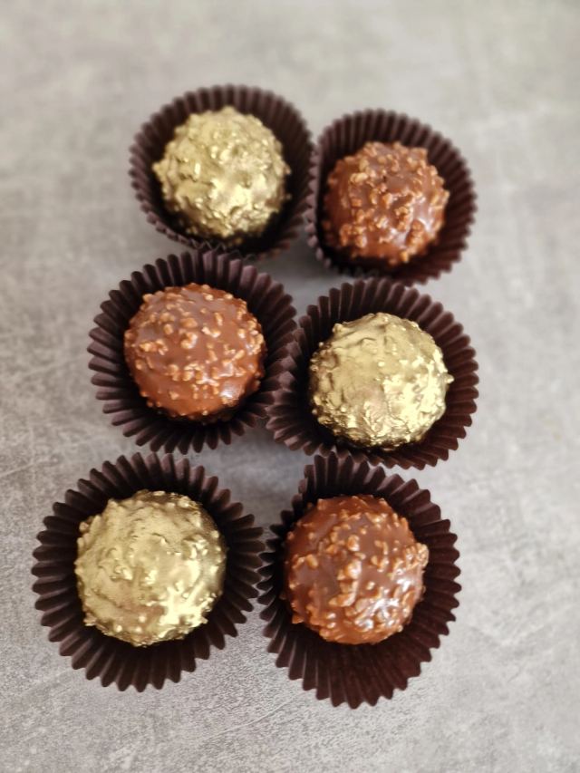 Handmade mini desserts by JA Sweet Art in Peterborough