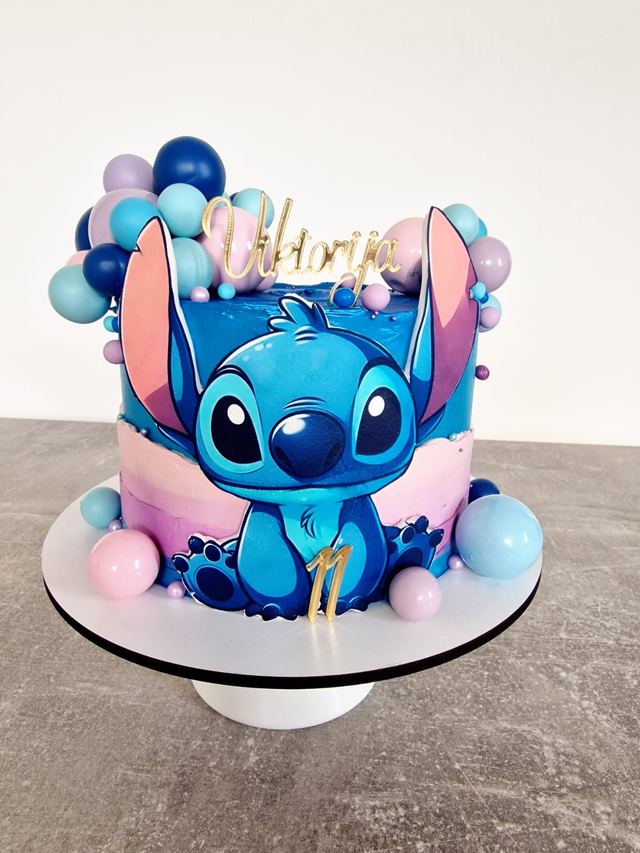 Bespoke sponge cake by JA Sweet Art in Peterborough