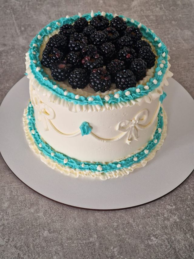 Bespoke sponge cake by JA Sweet Art in Peterborough