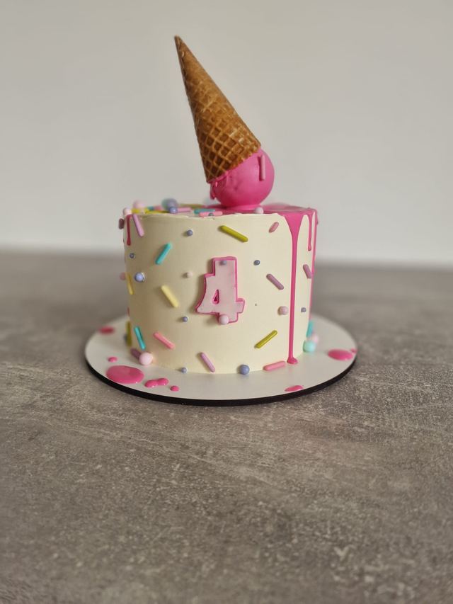 Bespoke sponge cake by JA Sweet Art in Peterborough