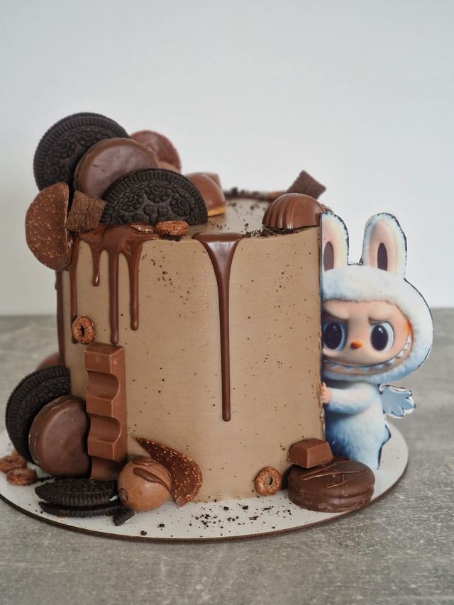Bespoke sponge cake by JA Sweet Art in Peterborough