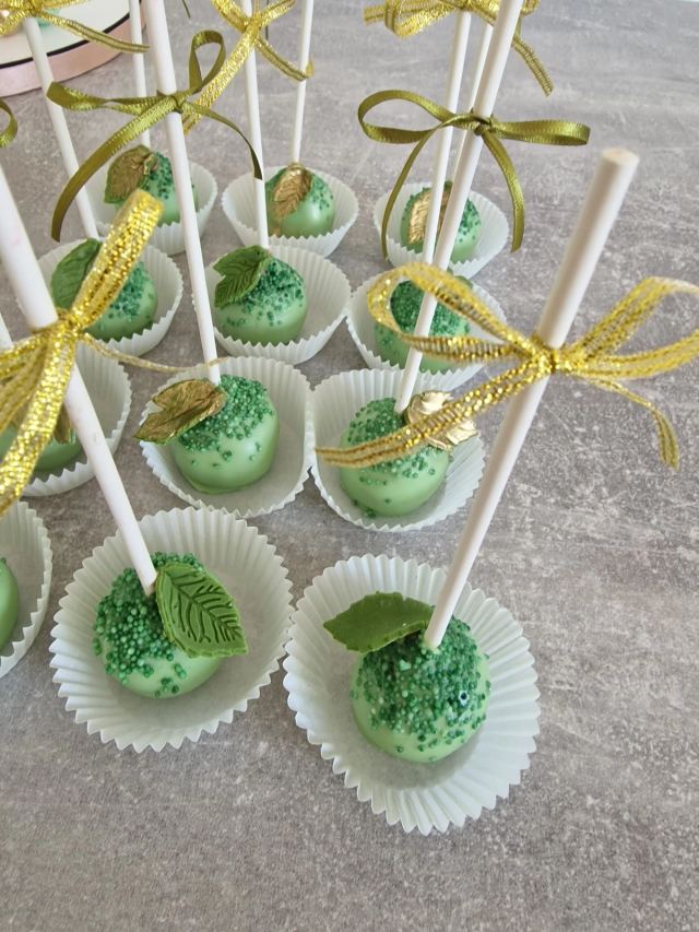 Handmade mini desserts by JA Sweet Art in Peterborough