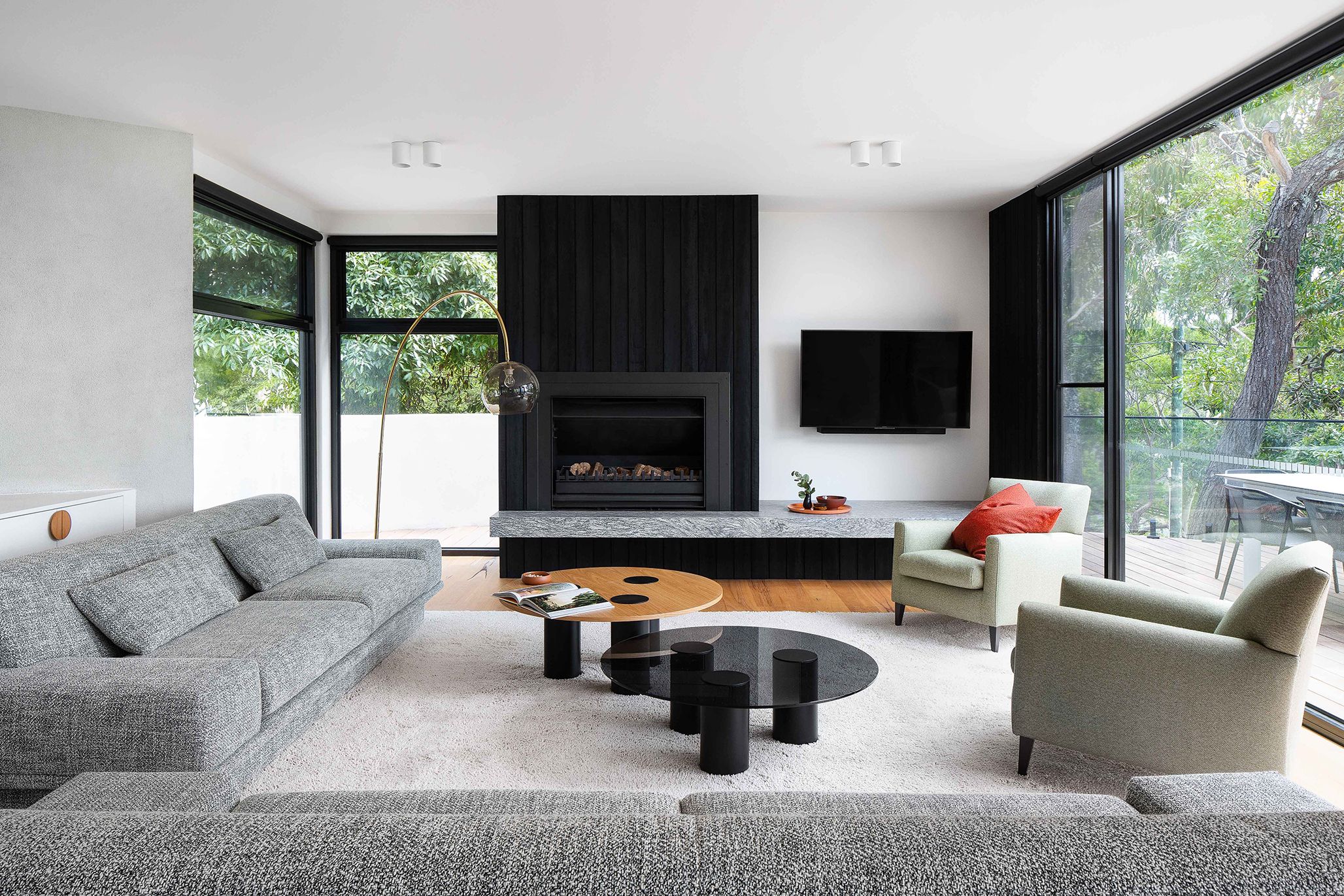 image of Lorne Beach House - living room 