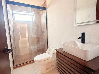 Interior departamento Los Cerezos baño