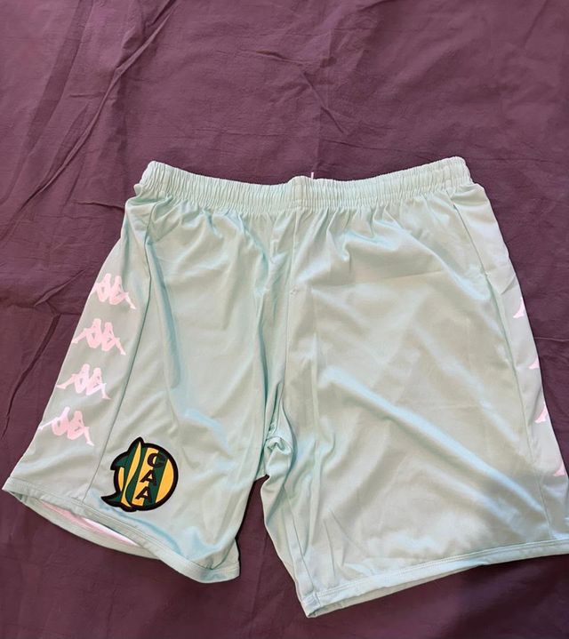 Short Aldosivi, frente completo.