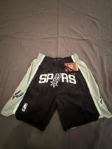 Short Spurs, frente completo.