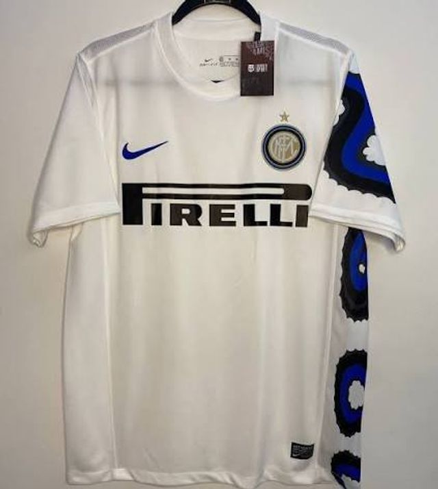 Camiseta Retro Inter, frente completo.