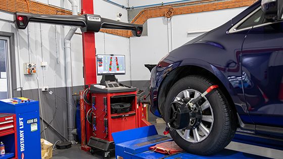 Wheel alignment machine