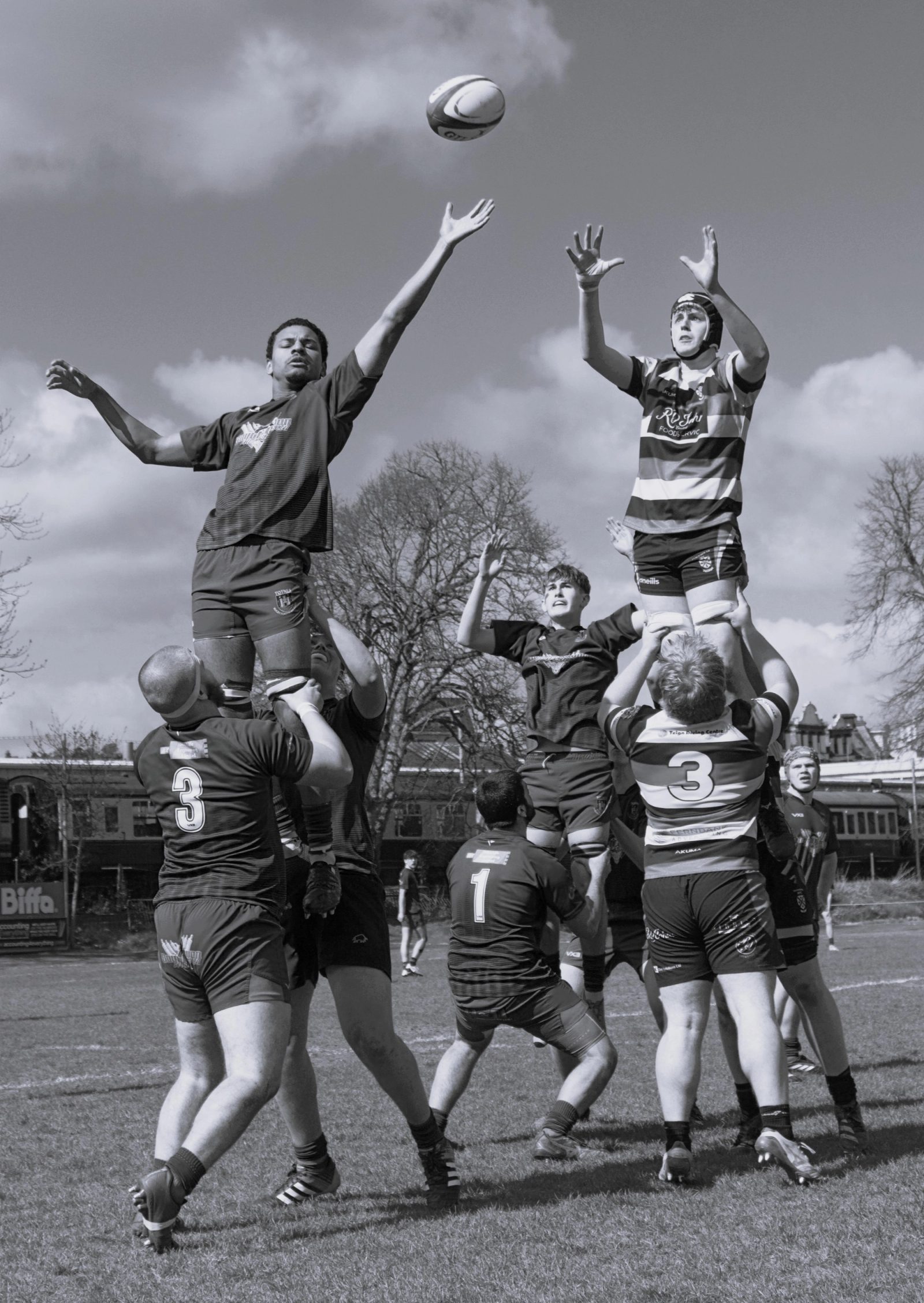 Colts Bowl Final Lineout Black & White