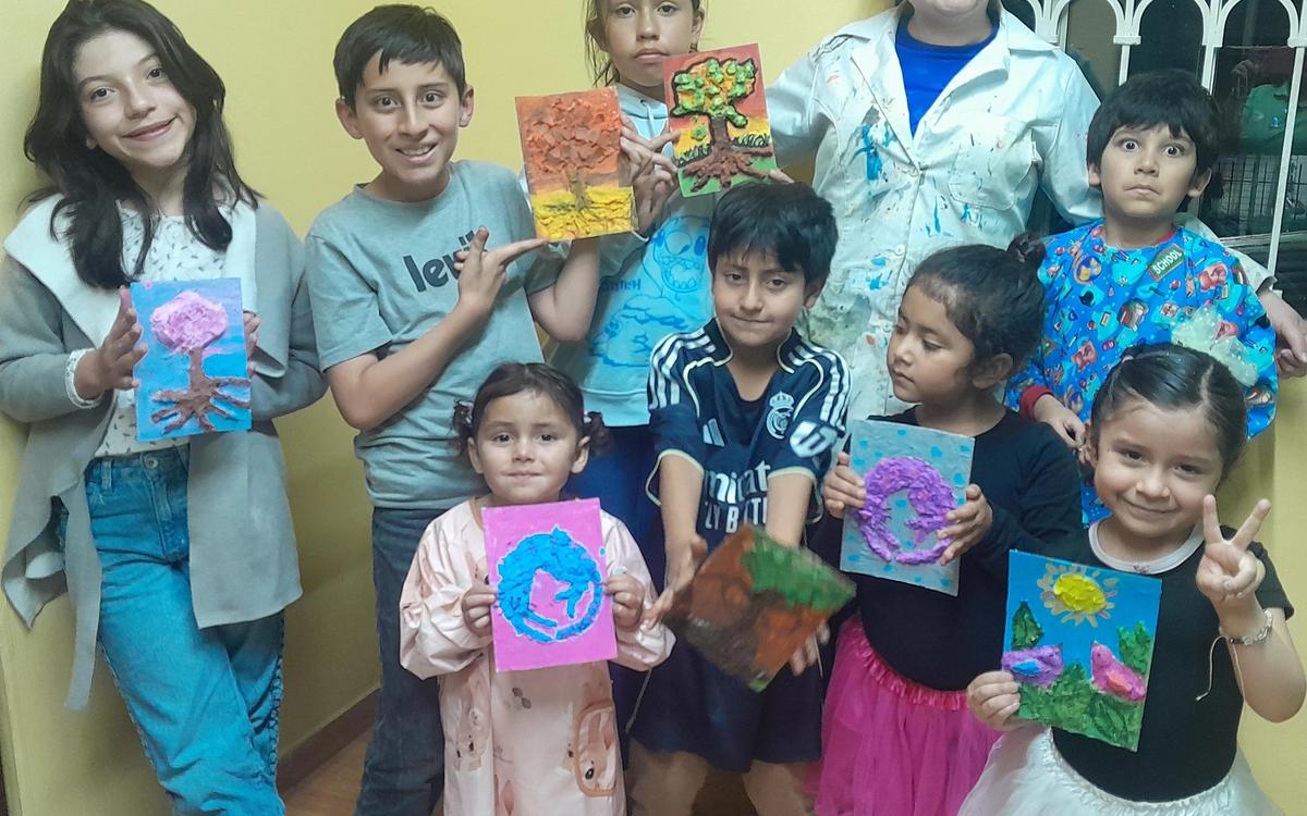 Papel Maché en Ciudadela: Arte Sensorial que Despierta la Imaginación