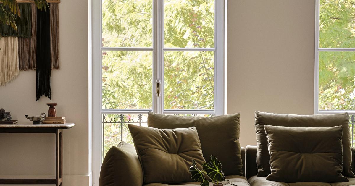 Stunning Chic Never Bloom Modular Sofa Pied image