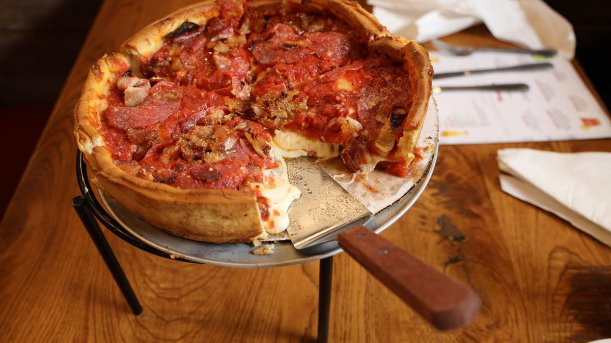 Chicago Style Deep Dish Cheese Pizza