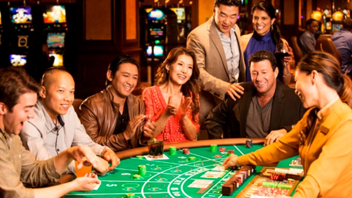 Baccarat_2728_HR_WEB_SMALL