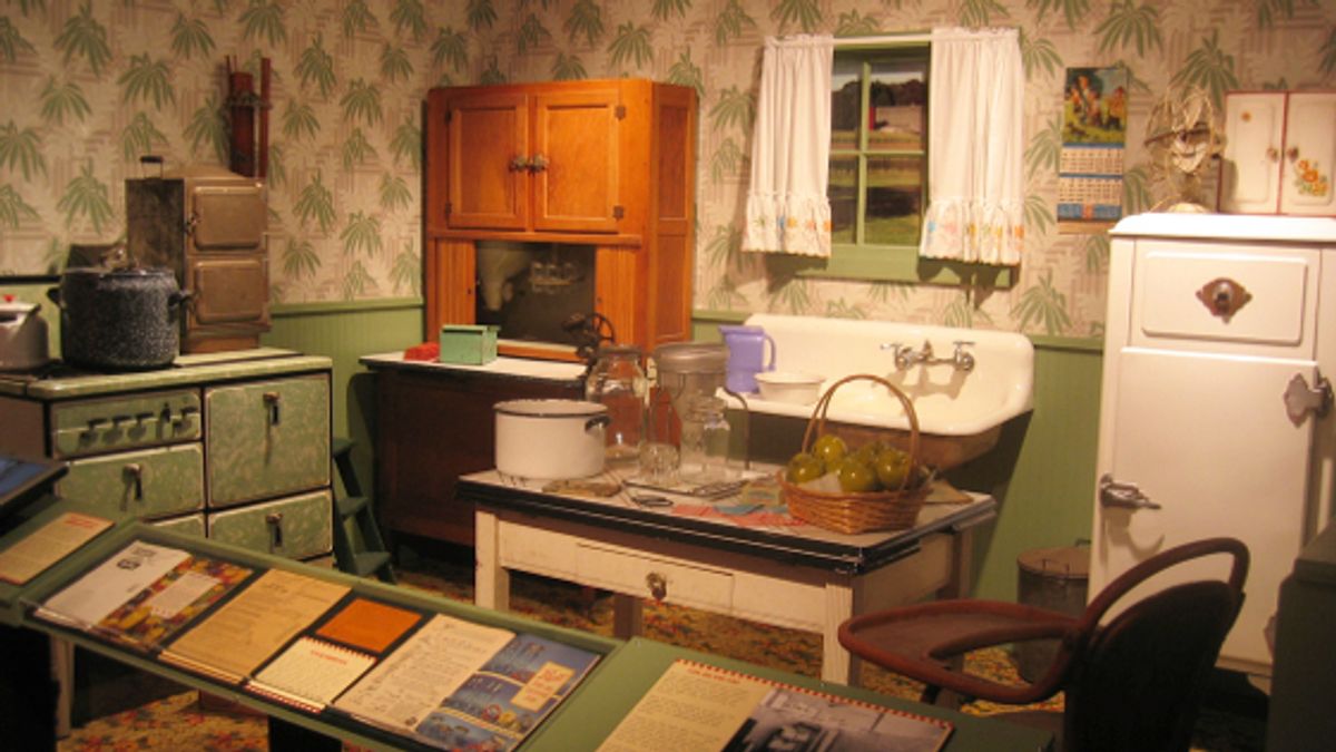 1943 Canning Kitchen